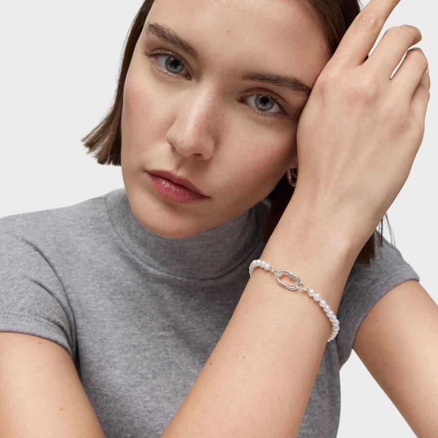 armband mit zuchtperlen und silbernem ring oval