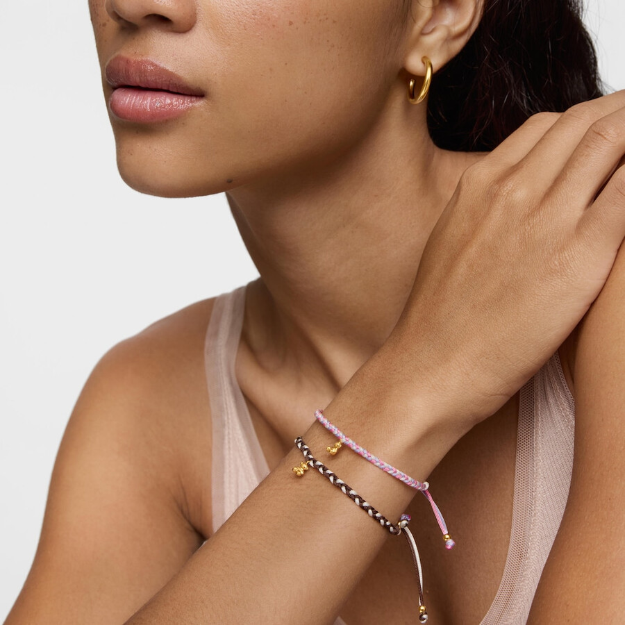 bärenarmband mit 18-karätiger vergoldung auf silber und braunem nylon tous-motive
