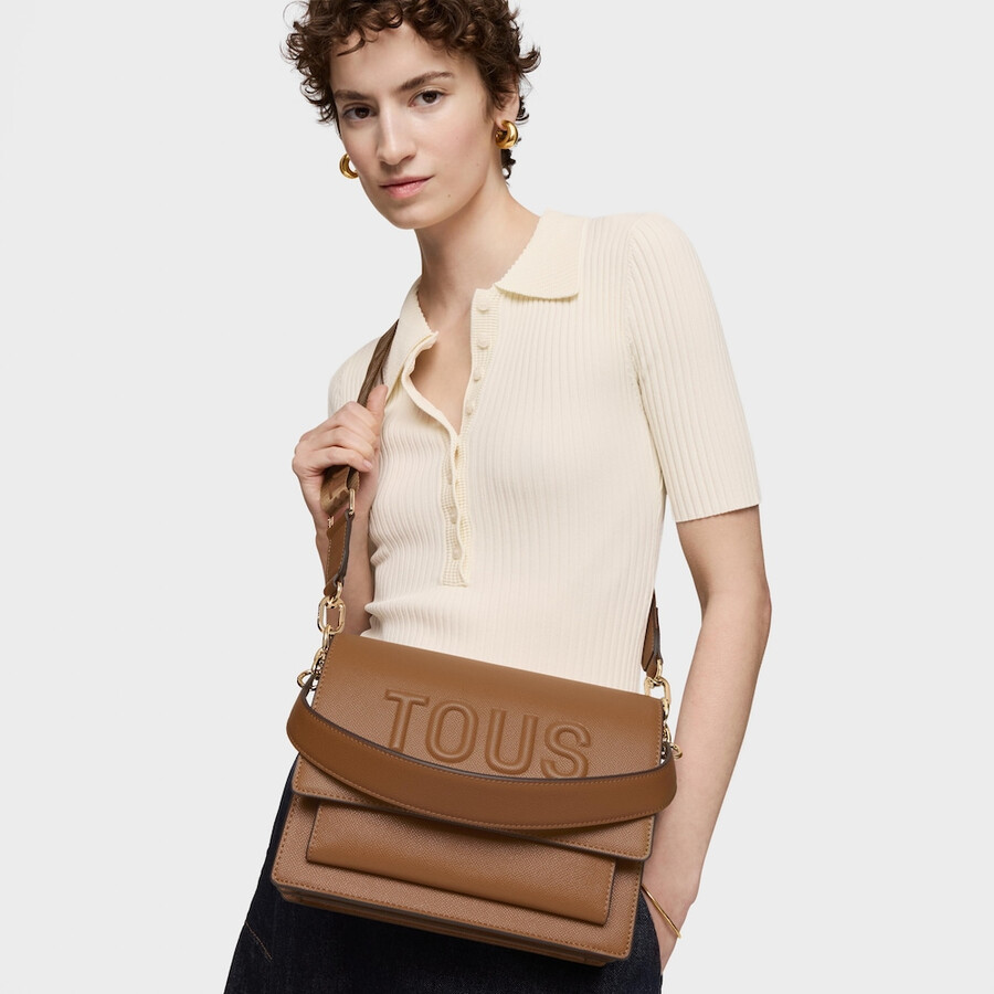 mittelgroße kamelfarbene audree crossbody-tasche von tous brenda