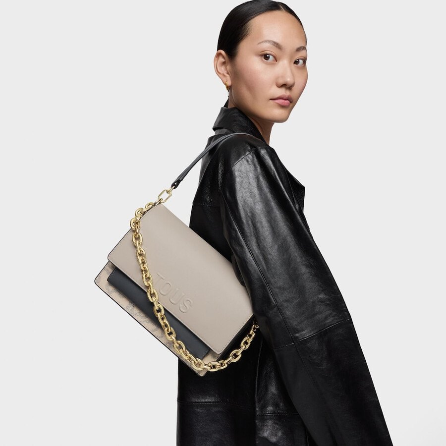 mittelgroße taupefarbene audree crossbody-tasche von kaos icon