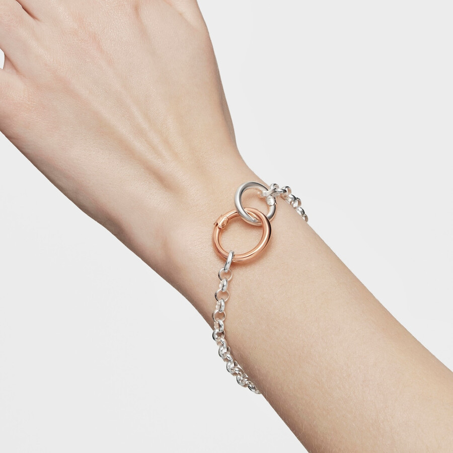 mittelgroßer ring aus roséversilbertem silber