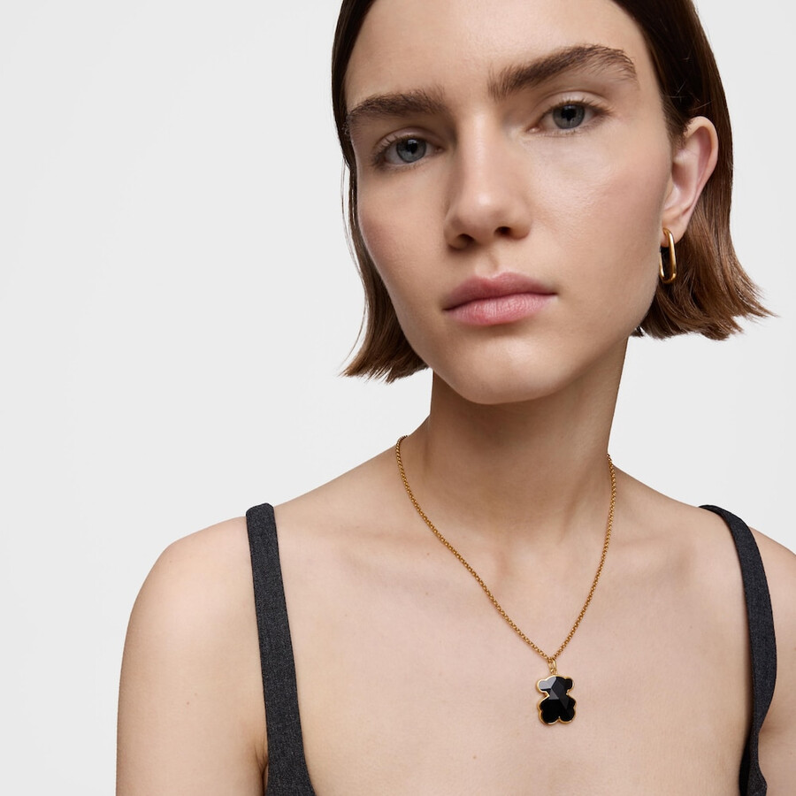 mittelgroßer bärenanhänger aus 18-karätiger goldplattierung auf silber mit onyx-bärenmotiv tous icon color