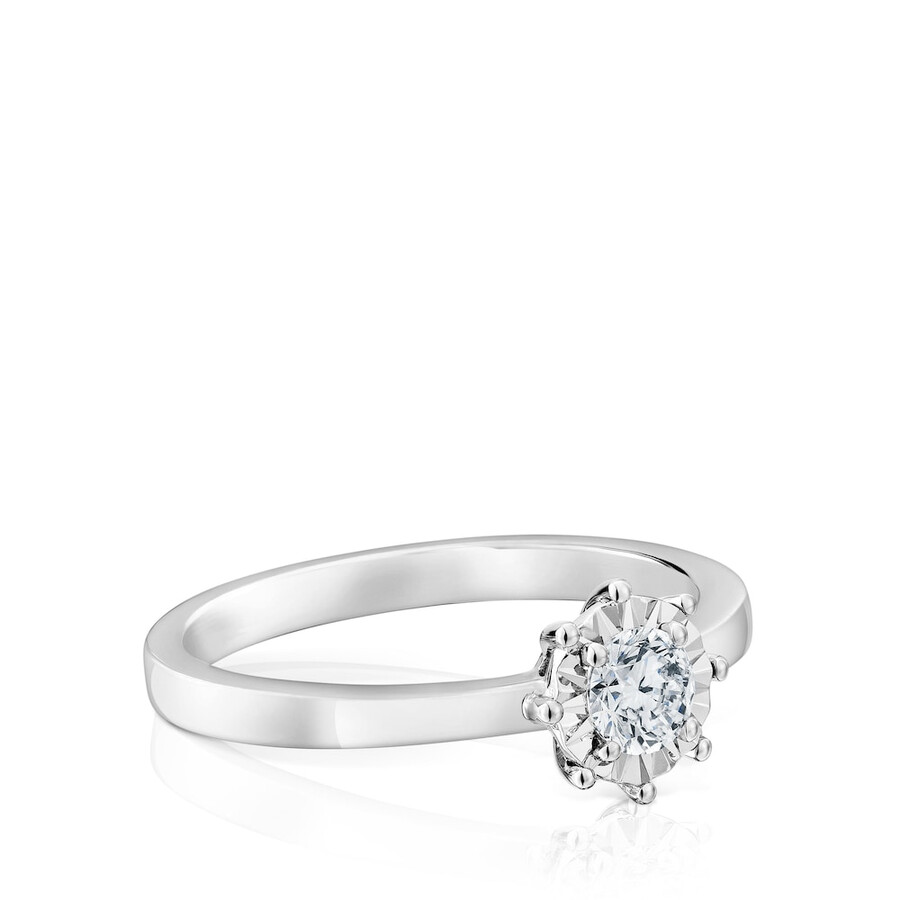 ring von tous les classiques aus weißgold mit kleiner diamantrosette 010 ct.