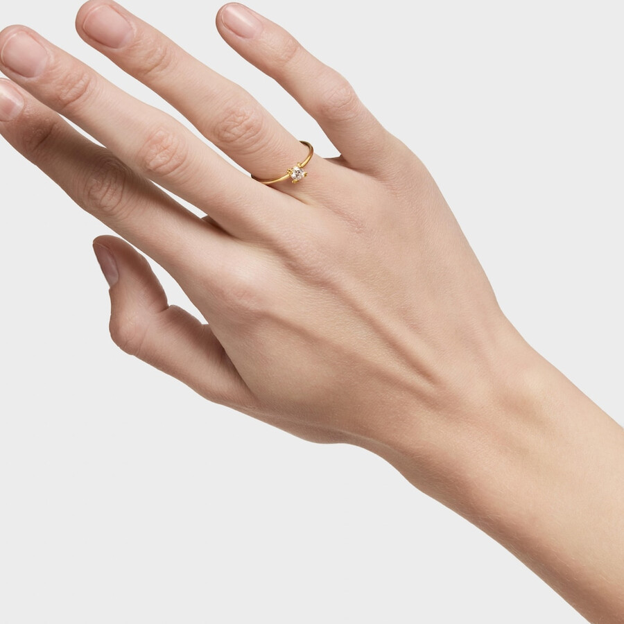 ring aus 18-karätigem gold über silber mit im labor gezüchtetem diamanten farbpillen