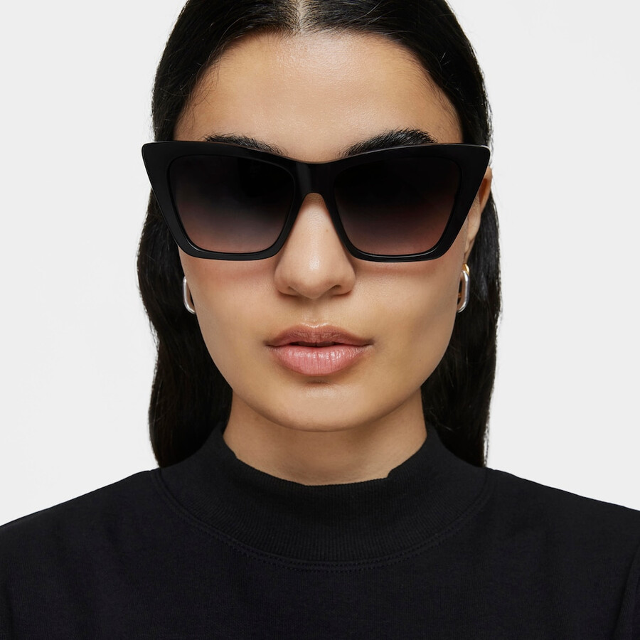 schwarze sonnenbrille mit tous-logo-farbblock