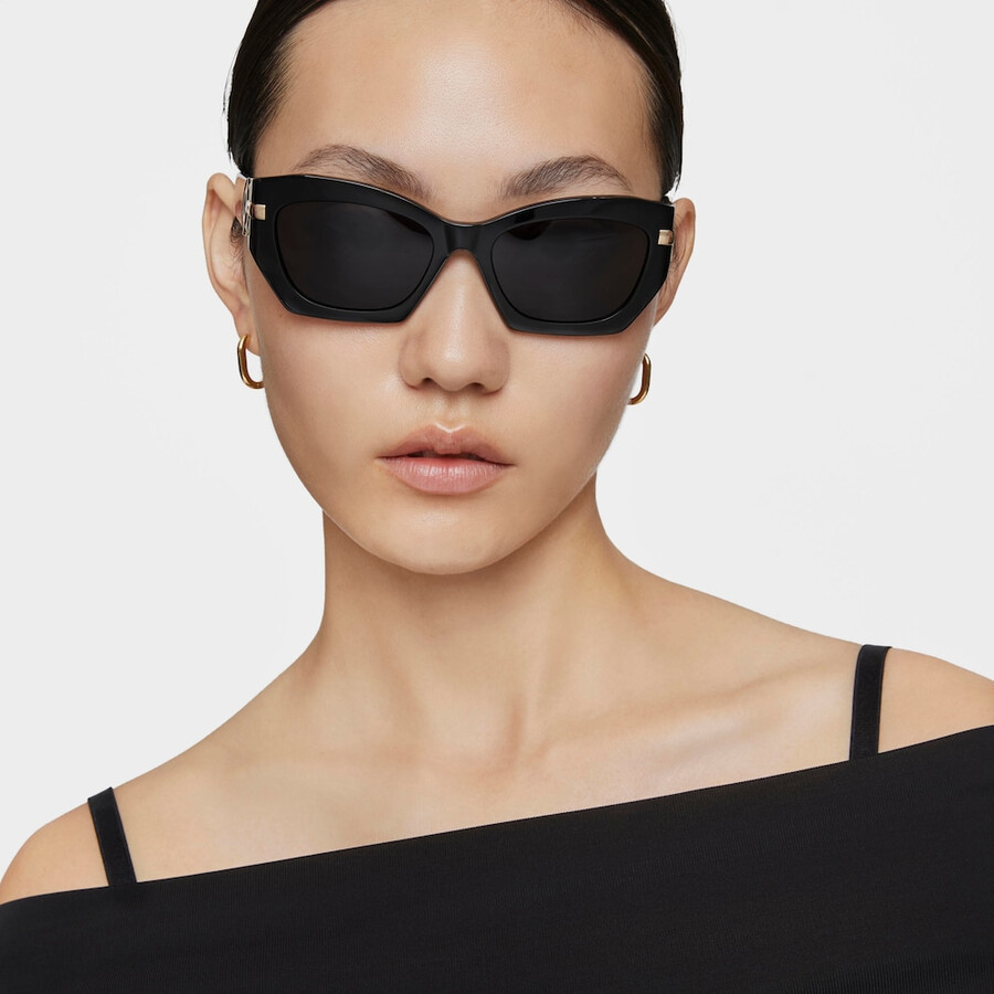 schwarze sonnenbrille tous manifesto