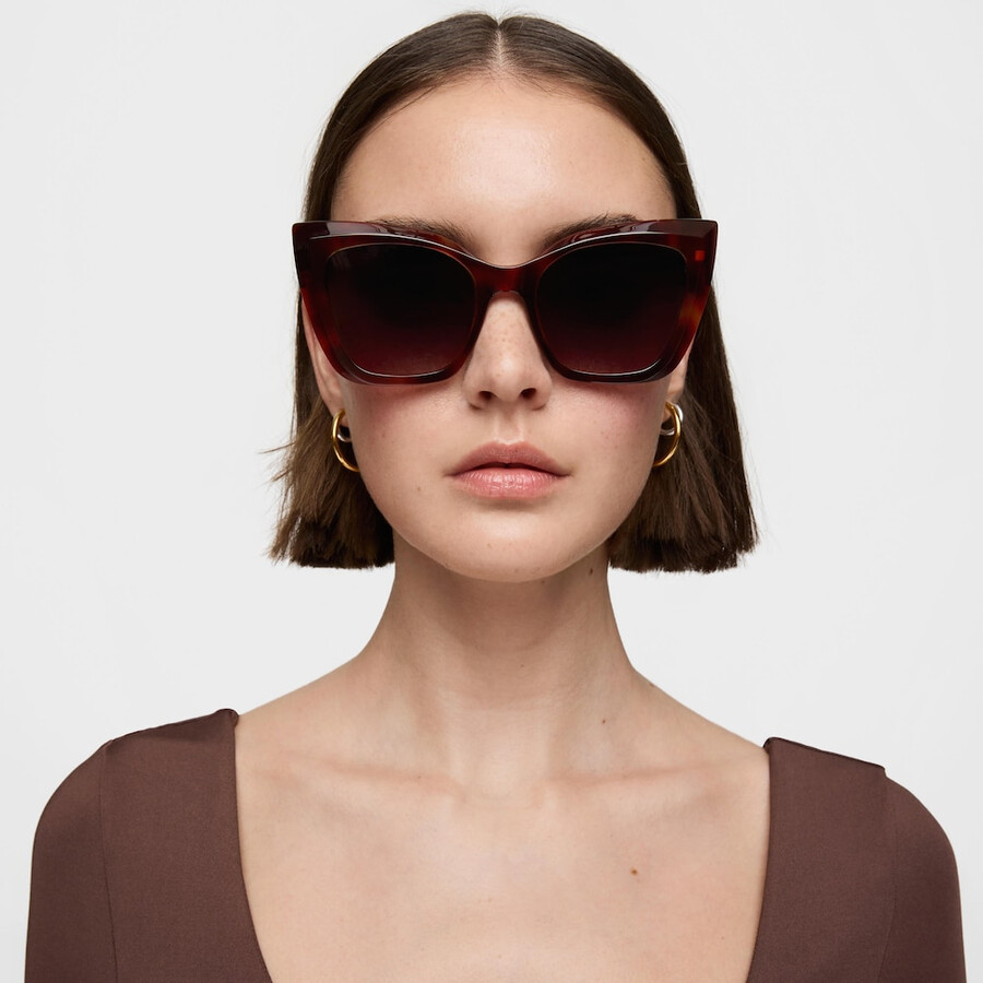sonnenbrille in havannafarben mit tous facettenlogo