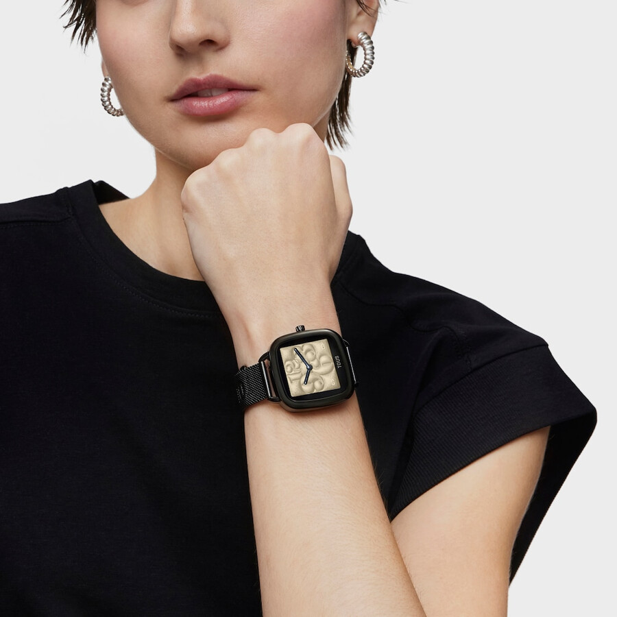 d-connect smartwatch mit schwarzem ip-stahlarmband