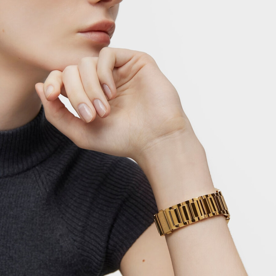 digitale armbanduhr mit goldfarbenem ipg-stahlarmband und zirkonia von d-bear