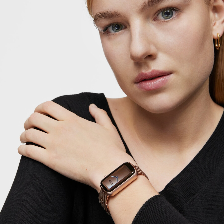 tous t-band mesh smartwatch mit rosafarbenem iprg-stahlarmband und aluminiumgehäuse in rosafarbenem iprg