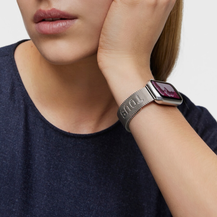 smartwatch mit edelstahlarmband und aluminiumgehäuse tous tous t-band mesh