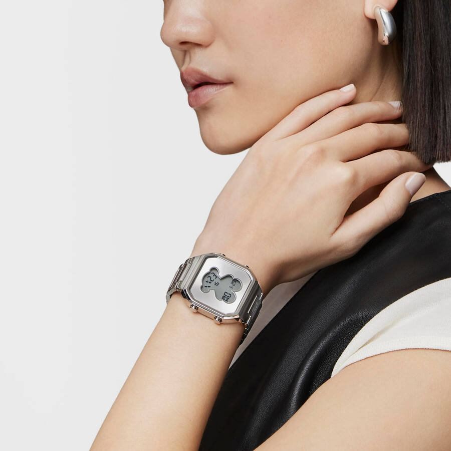 digitale armbanduhr mit edelstahlarmband d-bear