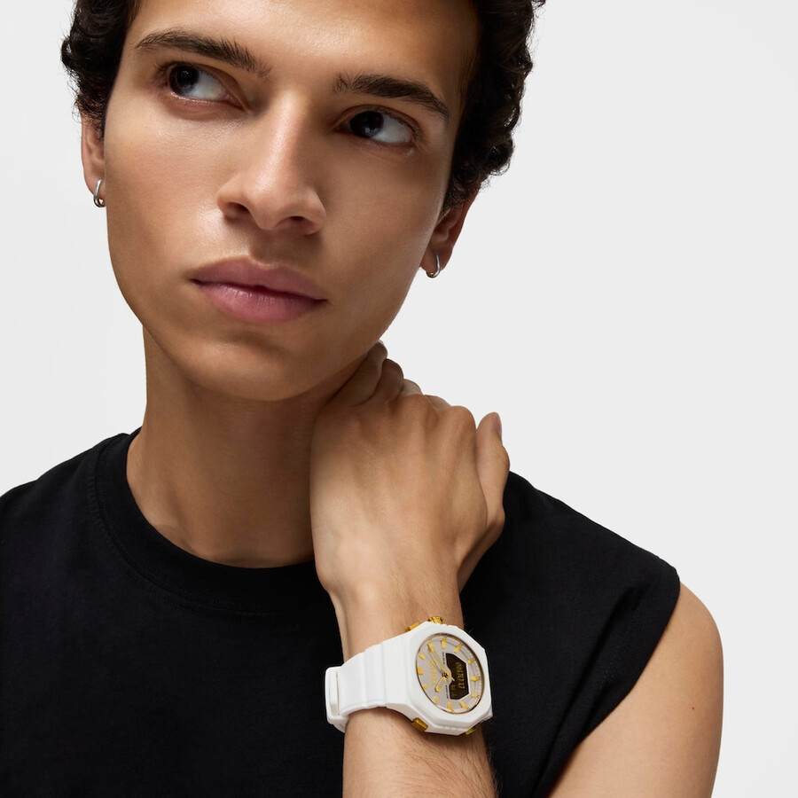 goldfarbene ipg-stahl-analogdigital-uhr mit weißem nylonarmband