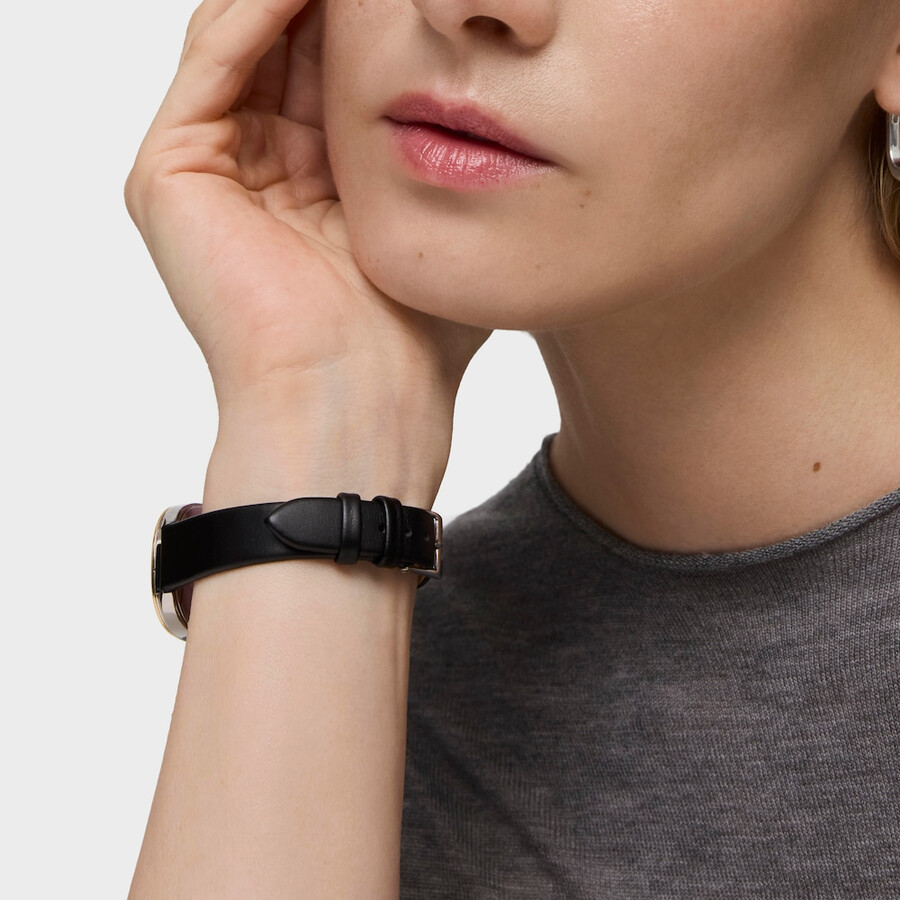 goldfarbene analoge uhr aus ipg-stahl mit schwarzem lederarmband heritage