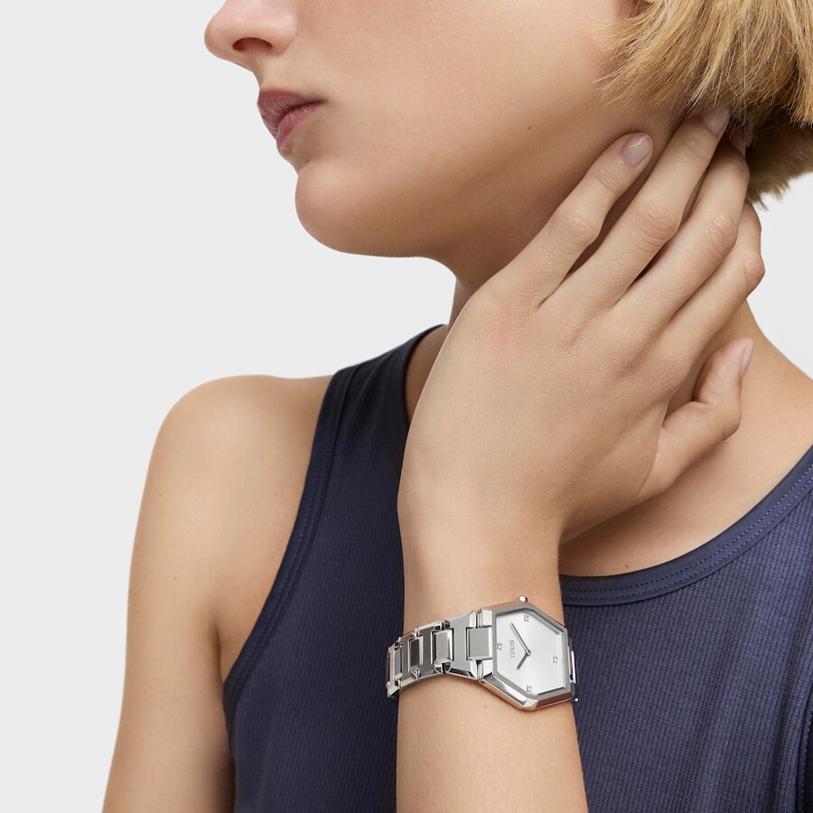 analoge uhr mit aluminiumarmband karat