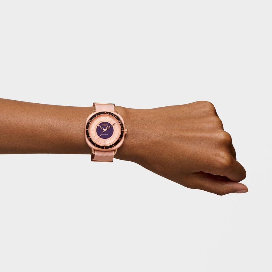 osier analoge armbanduhr aus hautfarbenem iprg-stahl mit rosafarbenem elastischem armband
