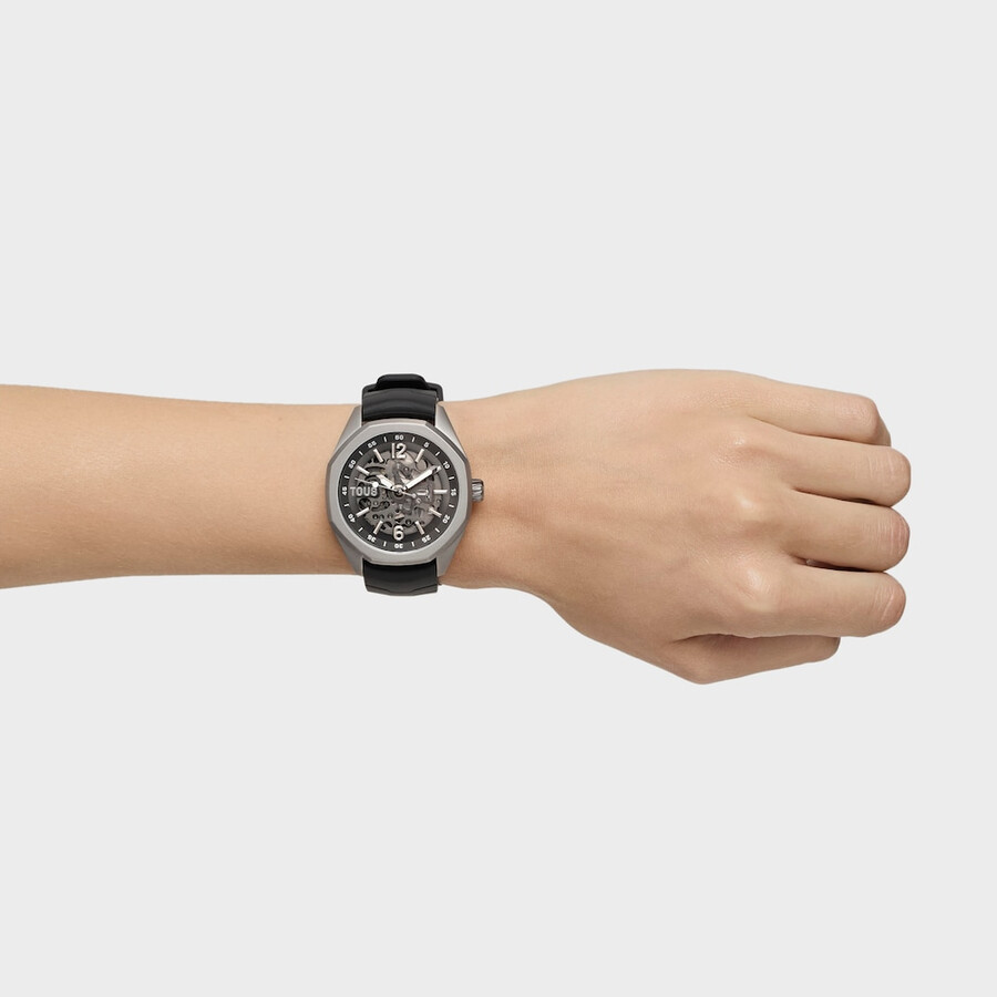 automatische analoge uhr mit titangehäuse und schwarzem kautschukarmband tous now