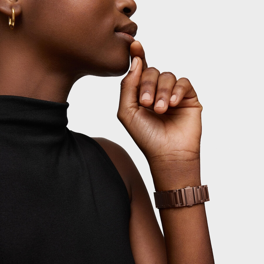 smartwatch mit braunem stahlarmband und zirkonia-fassung von b-connect