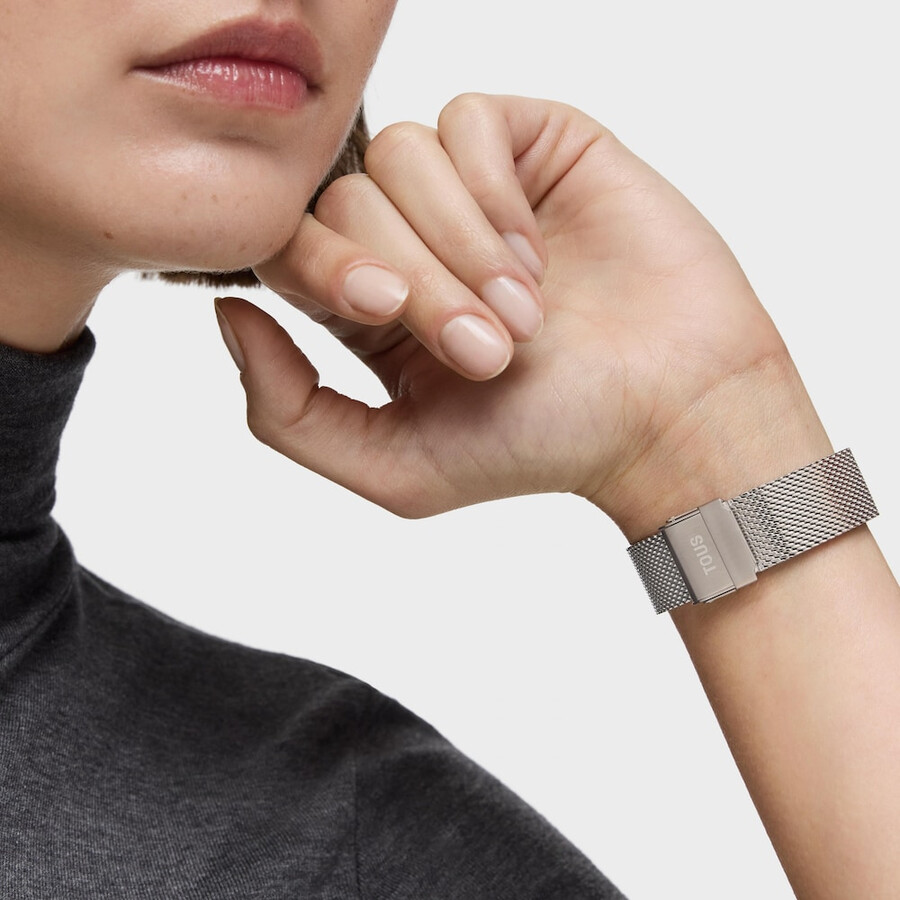 analoge uhr mit milanaise-armband aus edelstahl und roségoldenem mini-mesh-armband aus edelstahl.
