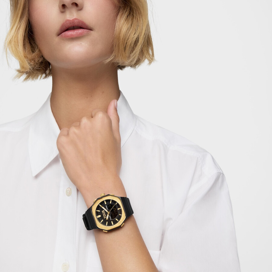 goldfarbene analogedigitale armbanduhr aus stahl und schwarzes nylonarmband