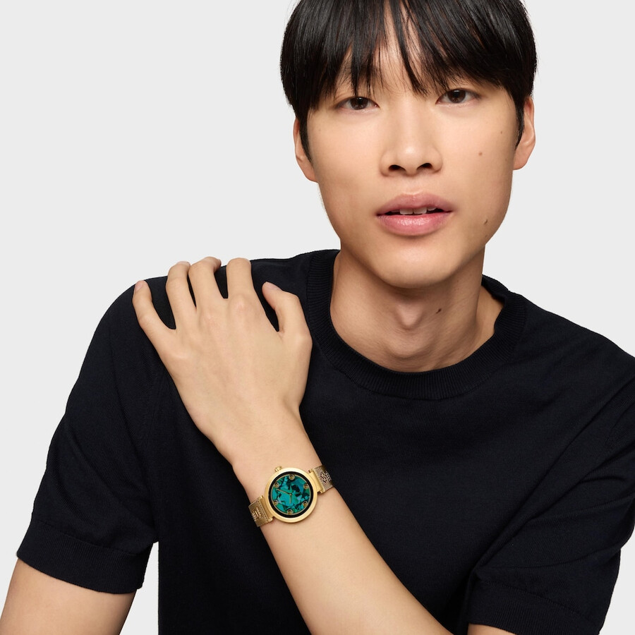 smartwatch mit goldfarbenem stahlarmband tous s-connect